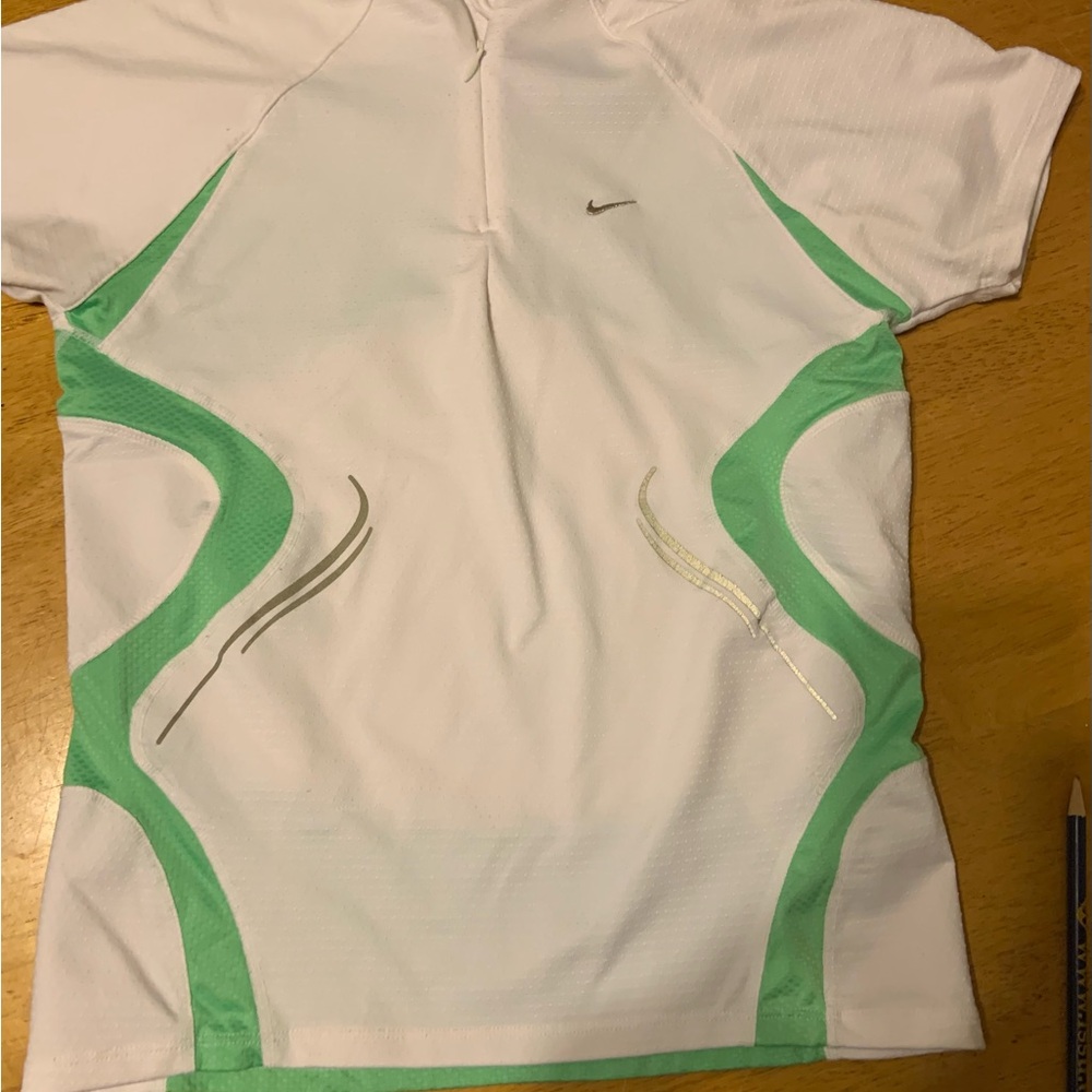 Nike Golf White and Green Athletic Shirt